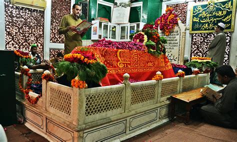 A Sufi saint, a Sikh guru and their message of love: A journey from ...