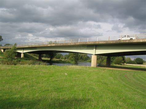 Aldington/Evesham - Simon de Montfort Bridge over River Avon | The Badsey Society