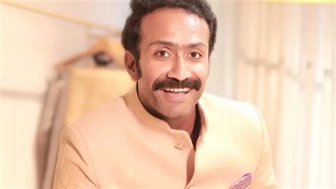 WATCH: Malayalam Actor Shine Tom Chacko Caught Fleeing During Drug Raid ...