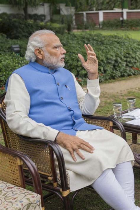 Hotstar: Get Latest Buzz, Updates, Gossip, Photos & Videos