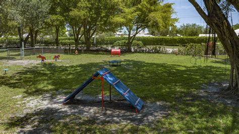 The Laurels at Jacaranda - 10X Living