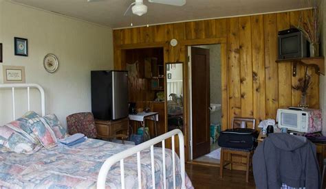 SKY HOOK MOTEL (Mitchell) - 2025 Motel Reviews & Photos - Tripadvisor
