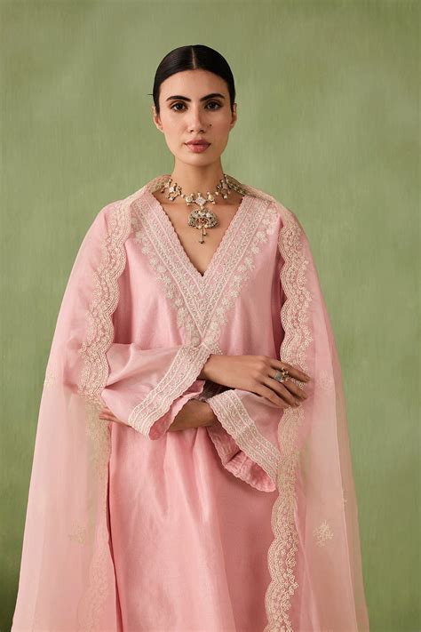 Kurta Sets – Sureena Chowdhri