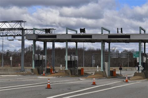 Rhode Island Senate to consider bill extending period to pay E-ZPass ...