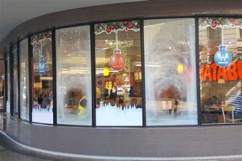 Storefront Window Installation 的图像结果