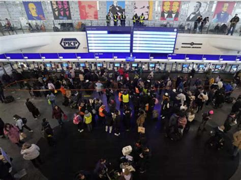 Air Strike : Russian missile strike near NATO's Poland stirs anxiety ...