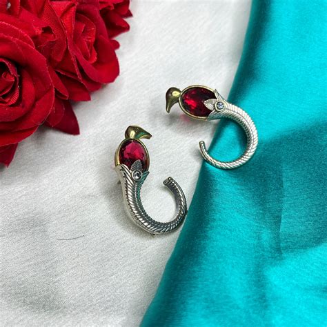 Abhikha Bird Earrings: Silver Look Alike – Jisoba