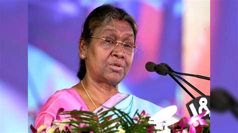 President Droupadi Murmu arrives in Gwalior, heads for Jai Vilas Palace