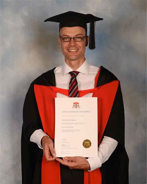 澳洲西悉尼大学毕业证文凭成绩单制作指南 | PPT