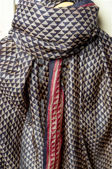 Handwoven Dupatta with Geometric Patterns, Crafted in Natural Dyes and ...
