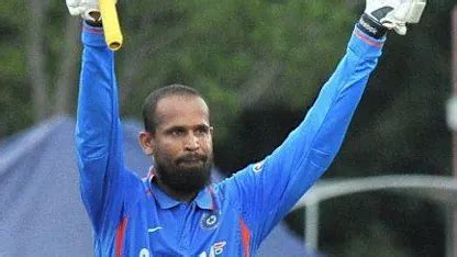 South Africa survives Pathan scare, seal series | ICC