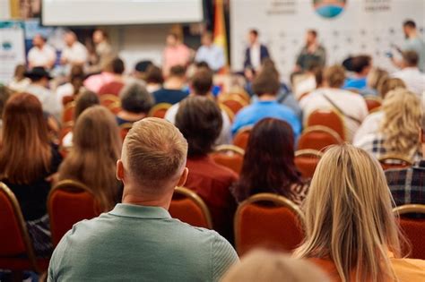 Conference 的图像结果