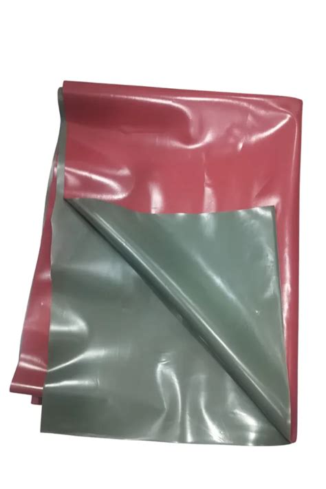 Surgical Gowns, Sheets & OT Drapes | GoldenGown