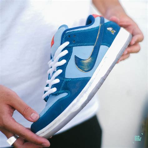 国内初の直営店 Nike and SB Nike Dunk Buy Low Bruin x × Why Sad? Low So Sad ...