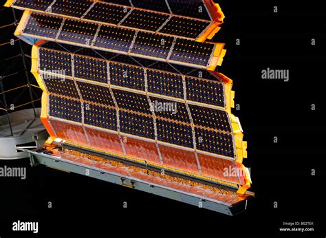 Space Solar Array 的图像结果
