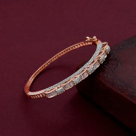 Online Necklaces। Earrings। Artificial Jewellery for Women in India