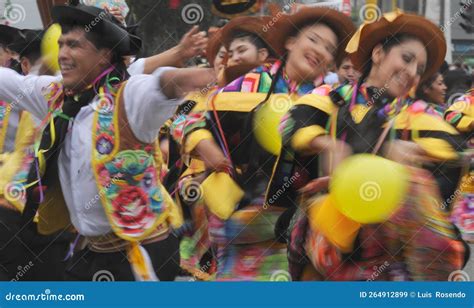The Huaylarsh or Huaylas is a Peruvian Folk Music. it is a Festive ...