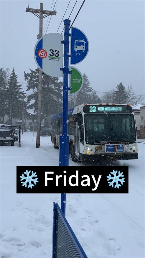 TriMet | Enjoy the vibrant Portland fall colors by checking out the 4 T ...