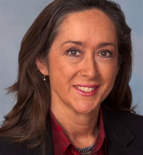 Lesa Staubus and extreme confinement - Human-Animal Interaction