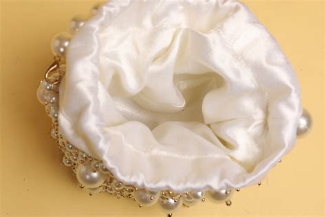 Handmade White Embellished Pearls Purse , Luxury Bridal Clutch Purse ...