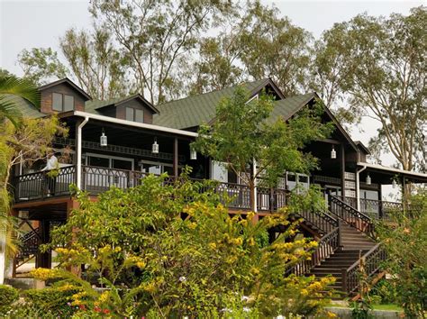 Bardiha Lake View Resort Gangrel Dam - Chhattisgarh Tourism