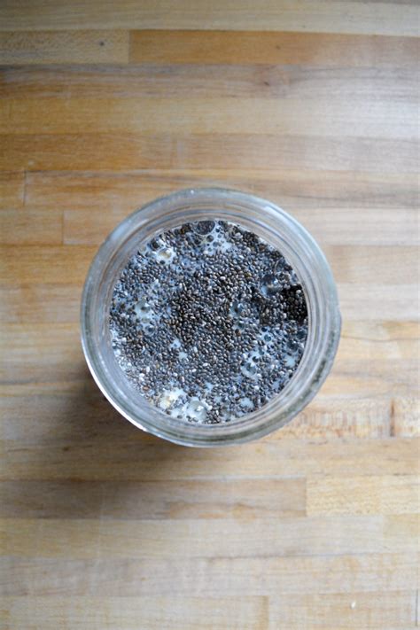 Quick Vegan Vanilla Overnight Oats without Yogurt - Earthly Provisions