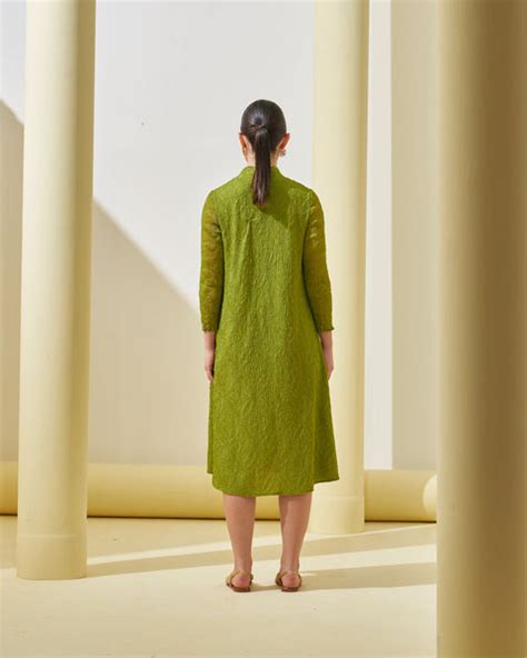 LIME GREEN BLOOM FLOWER 3D DRESS – Pleats By Aruni