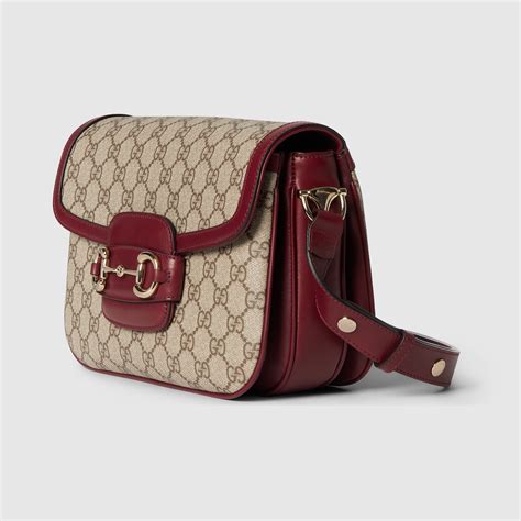 Gucci Horsebit 1955 small shoulder bag in beige and Rosso Ancora red ...