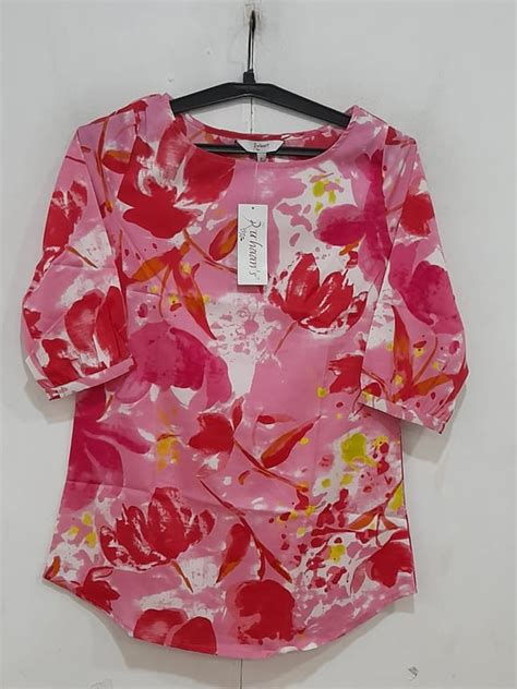 Buy Original and Branded Surplus Garments in Wholesale|ValueShoppe