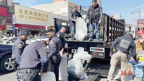 纽约法拉盛全面禁止摆摊！警方逮捕5人，抗议者称摊贩“不是垃圾”_凤凰网