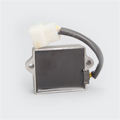 Regulator Cum Rectifier [4-Pin+Wire] CT100 O/M | For Bajaj | Buy NV ...