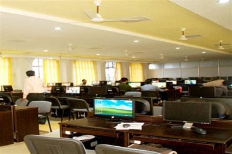 Smt. Radhikabai Meghe Memorial College of Nursing Wardha Campus: Photos ...