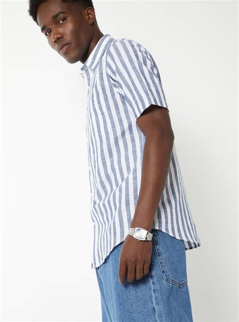 Buy Men Striped Regular Fit Shirt Online at just Rs. 999.0 ...