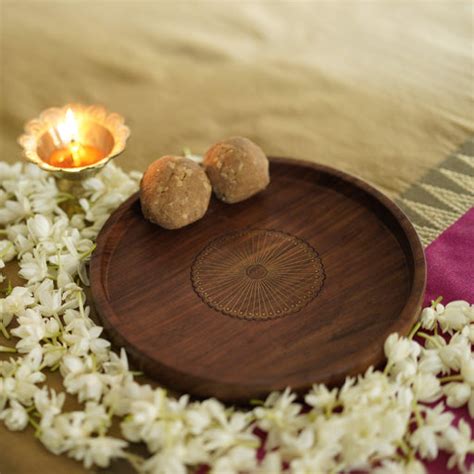 Buy Decorative Pooja Thali Set for Pooja Room - Ikiru — IKIRU