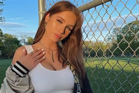 Sky Bri Wiki, BBC, Age, Net Worth, Feet, Onlyfans, Height & More