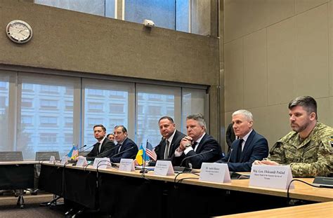 Land in focus at Geneva peace talks between Russia and Ukraine