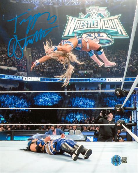 Tiffany Stratton signed 8x10 Photo (w/ Beckett) - Signed By Superstars