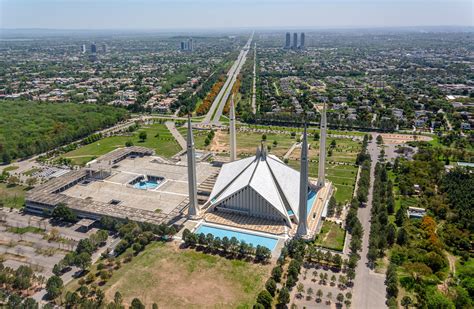 Faisal Mosque: National treasure in Pakistan designed by a Turk | Daily ...
