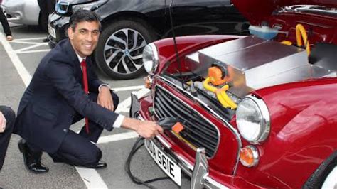 Dive Into The Luxury Car Collection Owned By The New UK Prime Minister ...