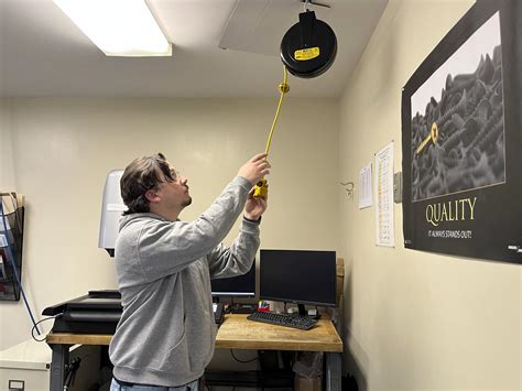 How To Make A Retractable Electrical Cord | Storables