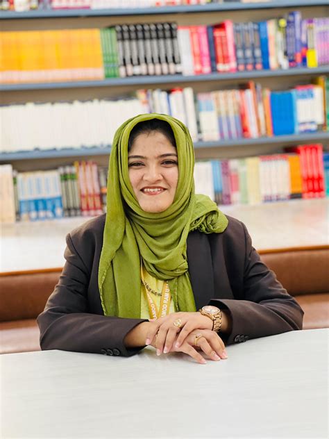 Faculty & Staff - Saket College