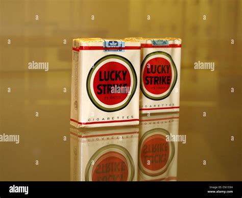 Lucky strike cigarettes - auctionsrety