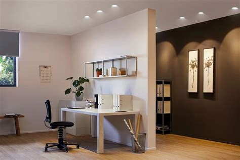 Computer Room Lighting 的图像结果