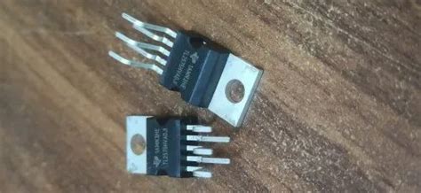 Switching Regulators - LM2575HVT ADJ Wholesale Trader from Mumbai