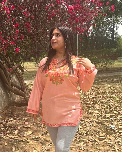 “RUHANI” Short Kashmiri Kurta
