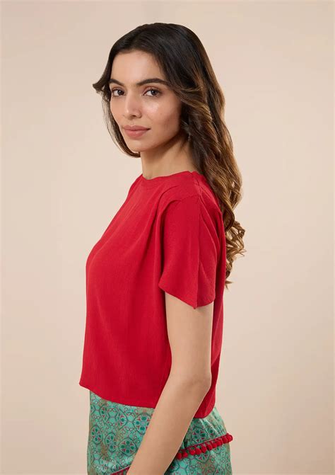 Boxy Top - Buy Zuhur Pleated Shoulder Boxy Top for Women | IshqMe