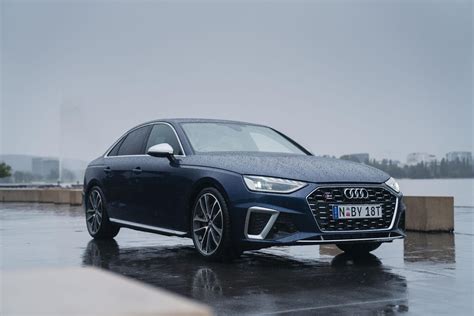 2021 Audi S4 Sedan TFSI quattro review | CarExpert