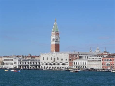 Idyllic place to relax in the landscape - Reviews, Photos - Riva degli ...