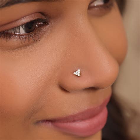 14KT Yellow Gold Diamond Nose Pin