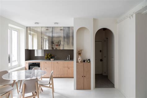 4 clever ways you can use mirrors to make a small kitchen look larger ...